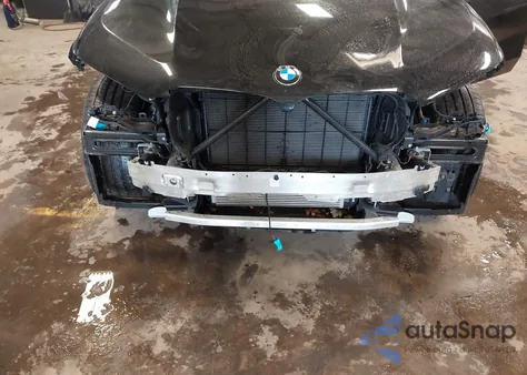 2024 BMW X6 xDrive40I z USA, uszkodzony, nr VIN 5UX33EX0XR9T80883